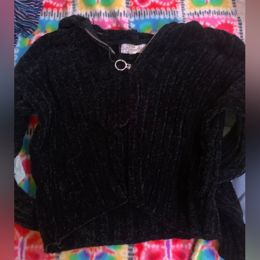 Cropped hoodie